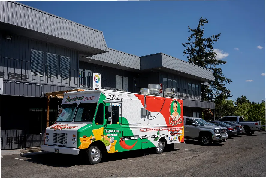 custom vehicle graphics
